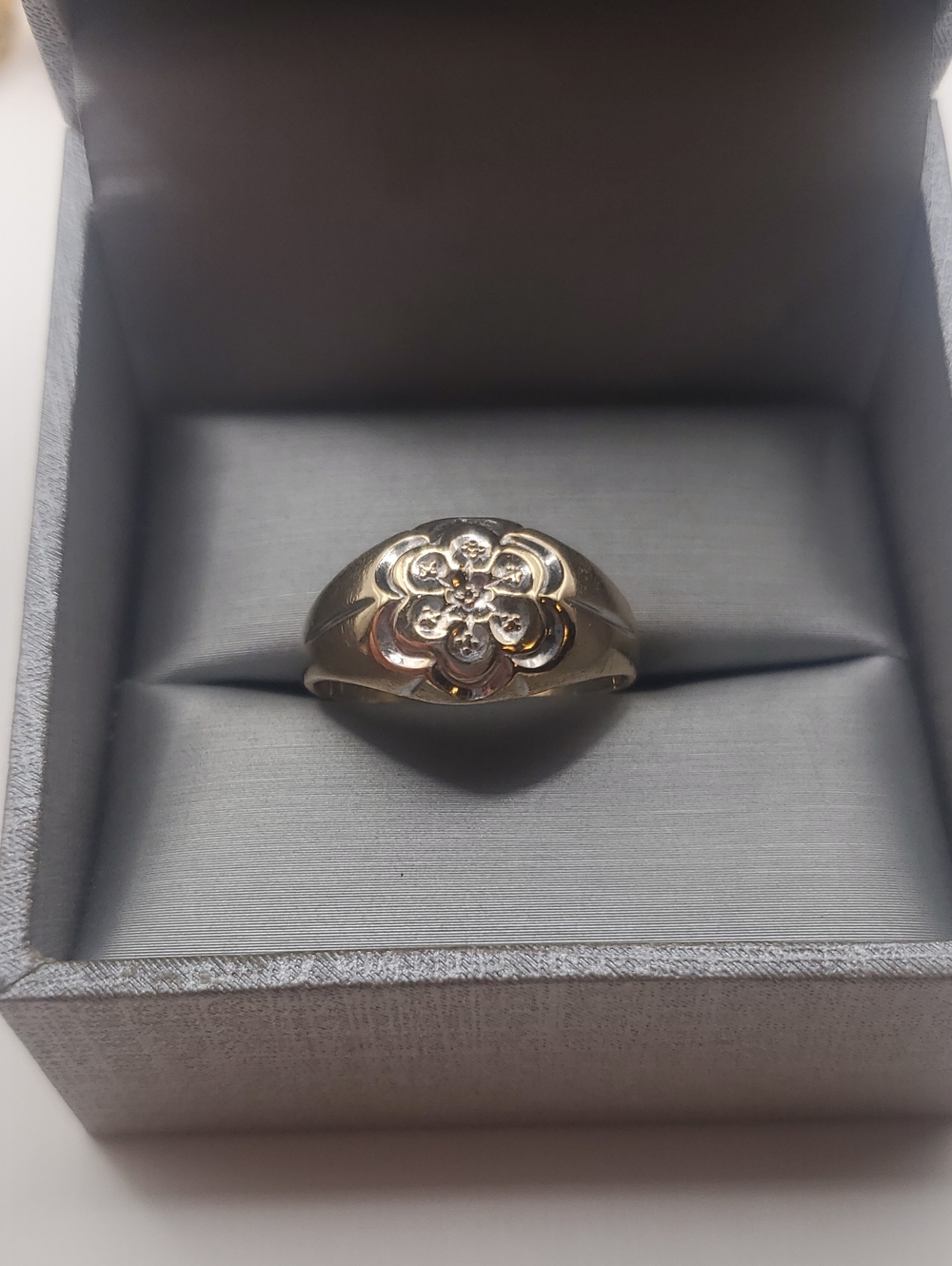 10k Yellow Gold Floral Cluster Ring - 10kt Solid